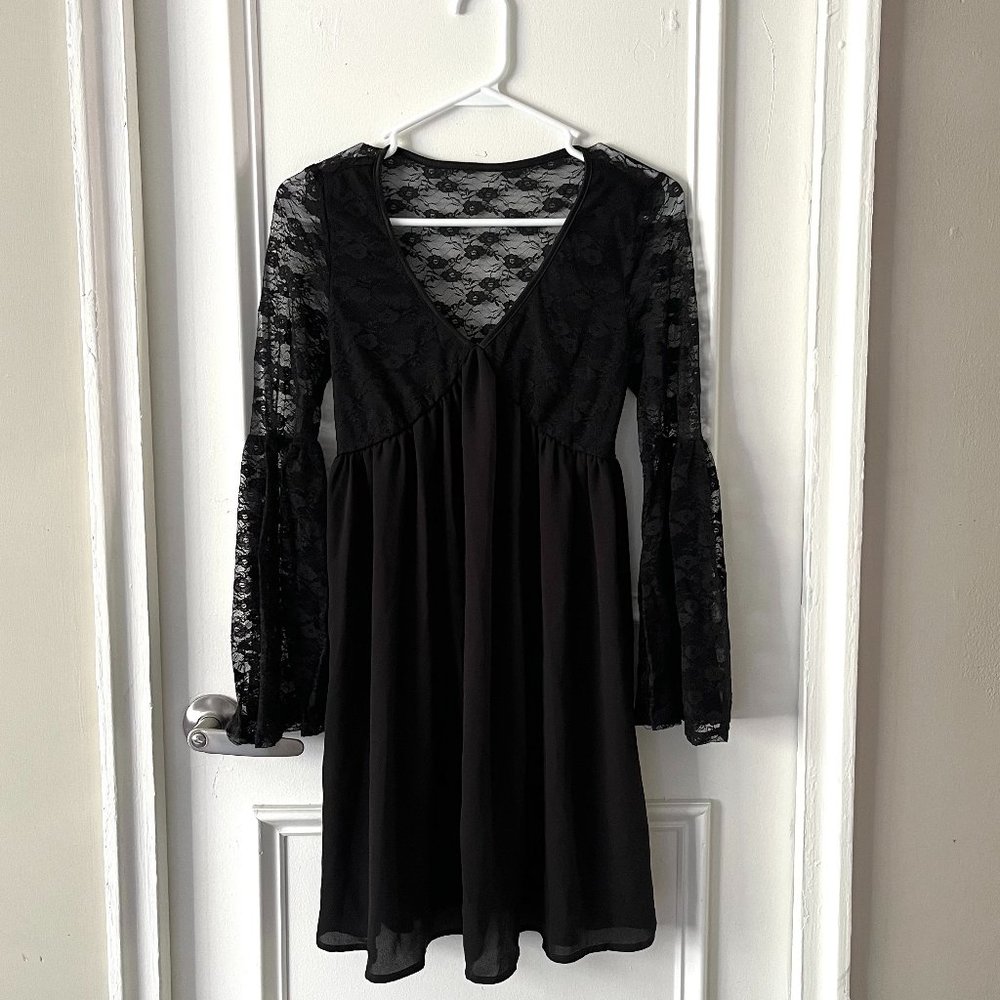 SHEIN Black Lace Long Sleeve Dress